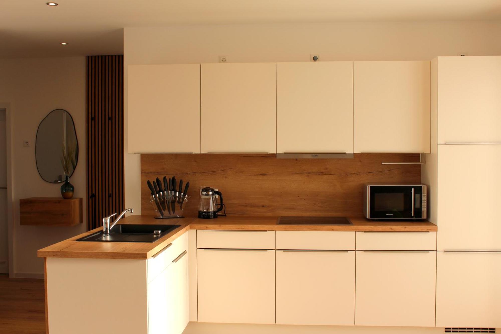 Apartment Mit Voll Ausgestatetter Kueche, Badewanne, Balkon, Parkplatz Vor Dem Haus, Ruhig Gelegen, Ada4 Кулмбах Екстериор снимка