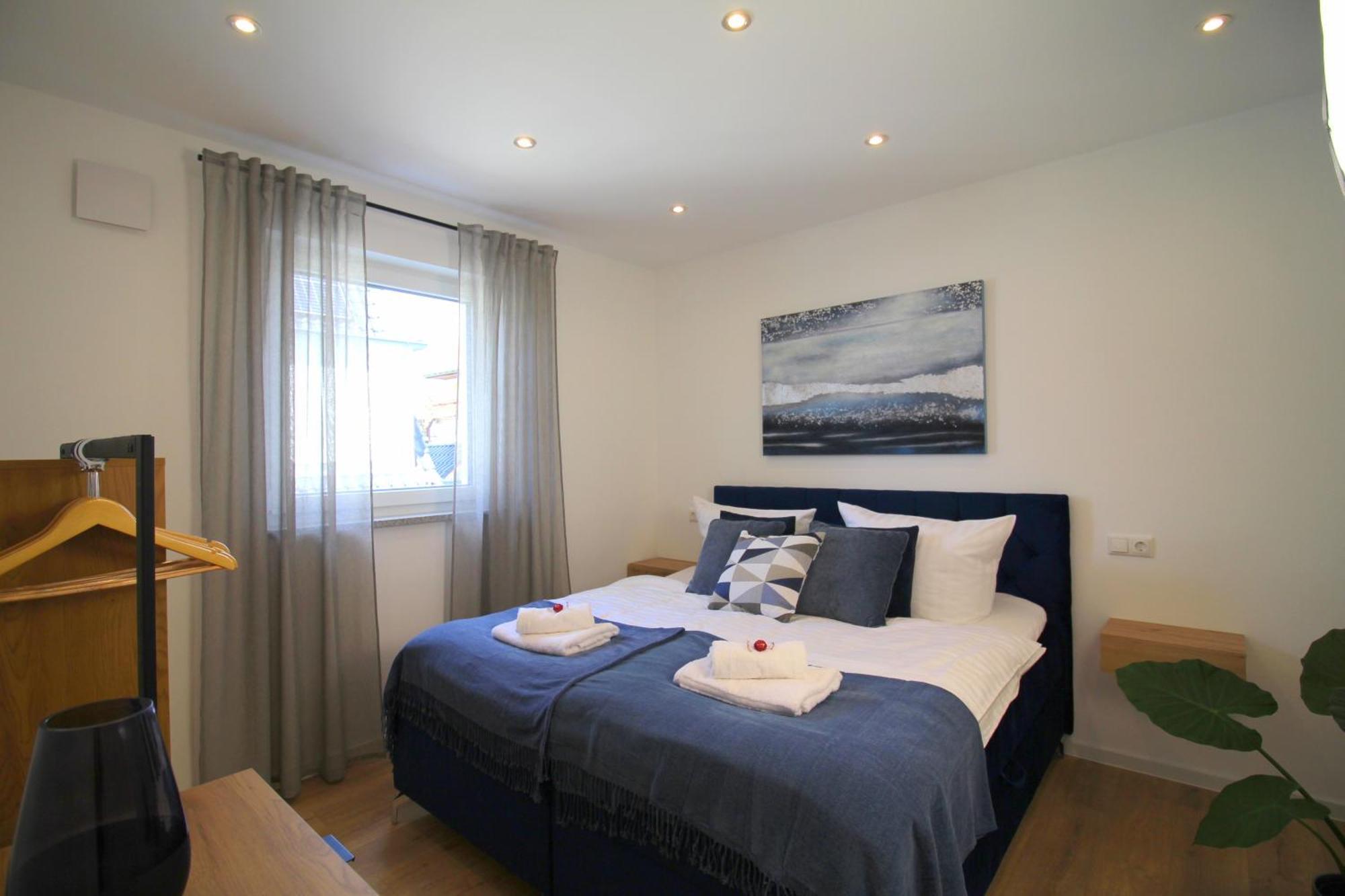 Apartment Mit Voll Ausgestatetter Kueche, Badewanne, Balkon, Parkplatz Vor Dem Haus, Ruhig Gelegen, Ada4 Кулмбах Екстериор снимка