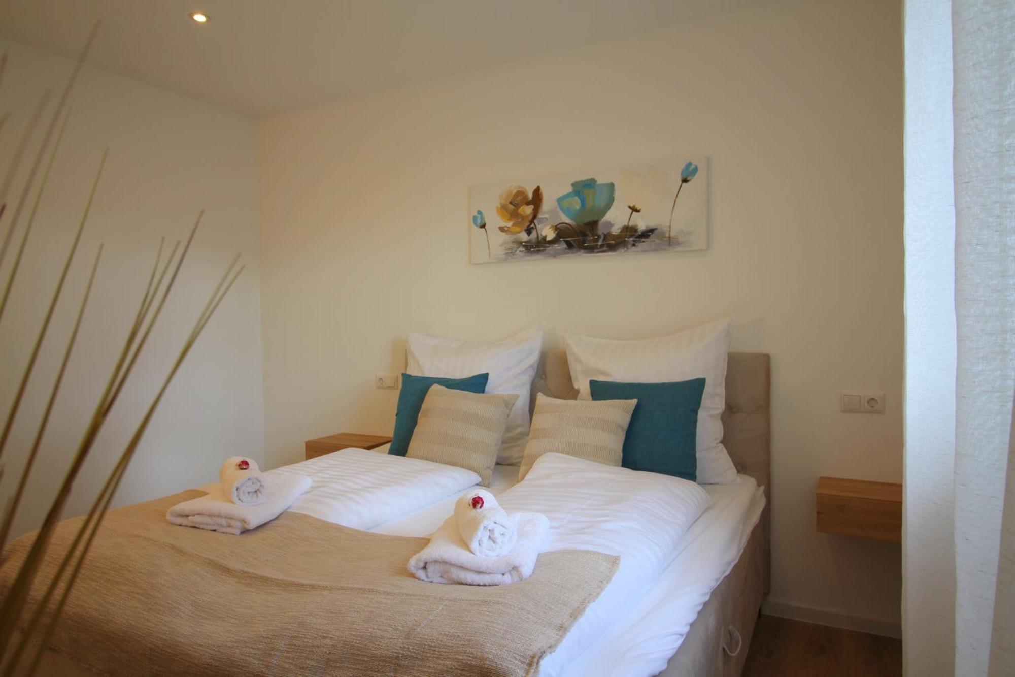 Apartment Mit Voll Ausgestatetter Kueche, Badewanne, Balkon, Parkplatz Vor Dem Haus, Ruhig Gelegen, Ada4 Кулмбах Екстериор снимка