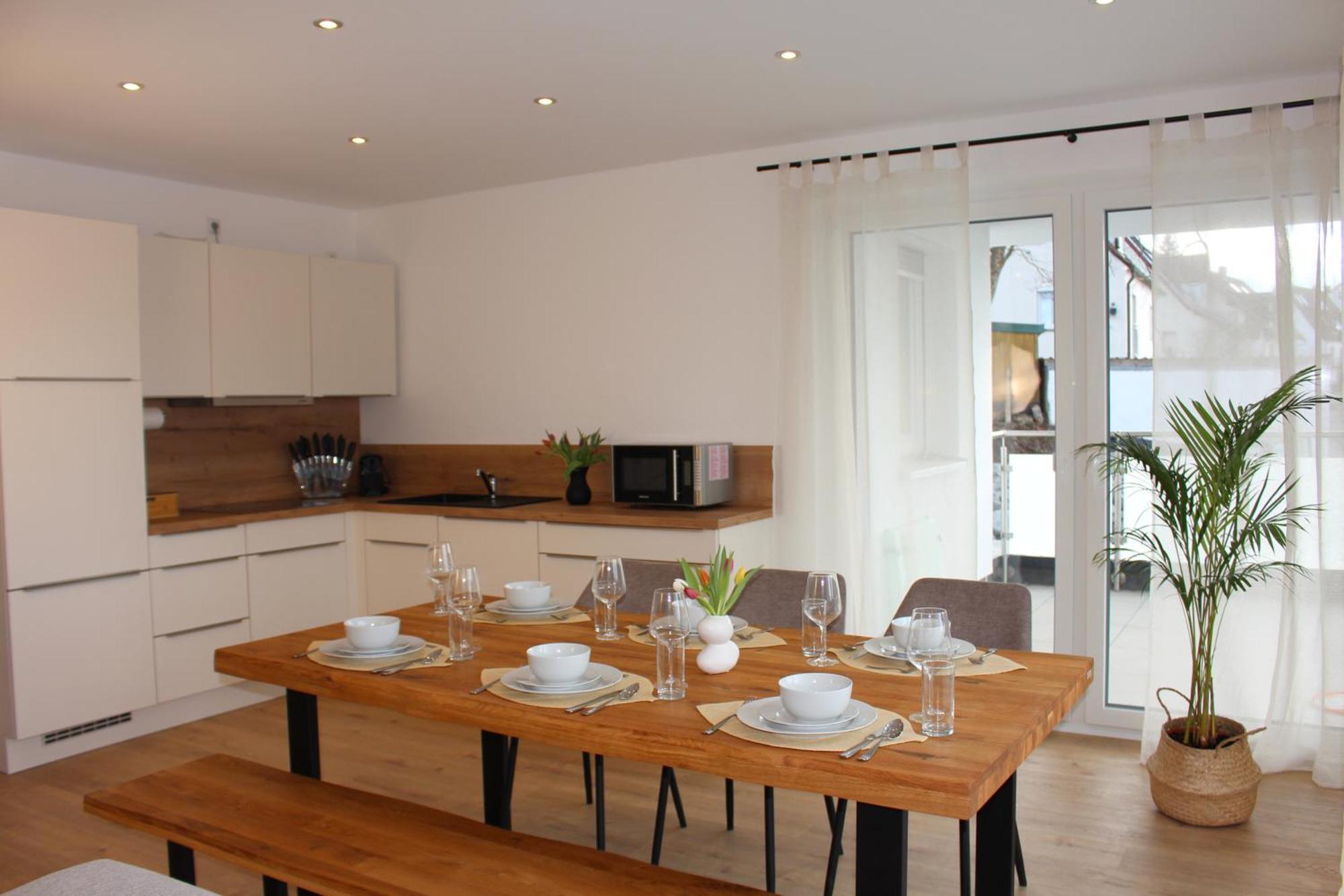 Apartment Mit Voll Ausgestatetter Kueche, Badewanne, Balkon, Parkplatz Vor Dem Haus, Ruhig Gelegen, Ada4 Кулмбах Екстериор снимка
